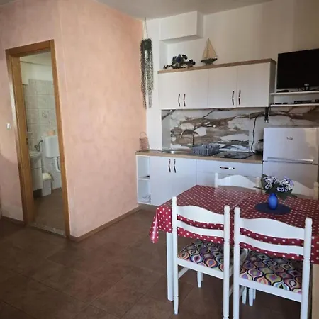 Apartament Gogi *