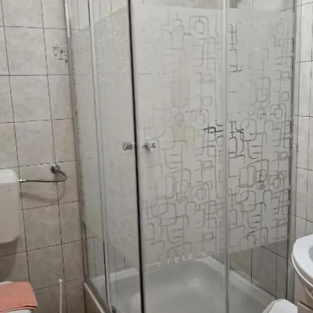 Gogi Apartament *